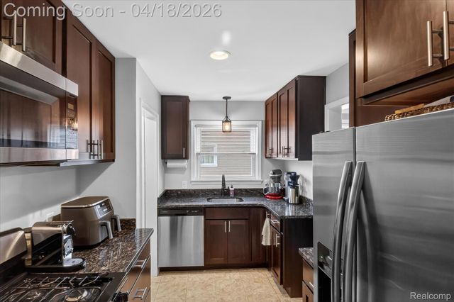 22833 E. 13 mile Road, St. Clair Shores, MI 48082