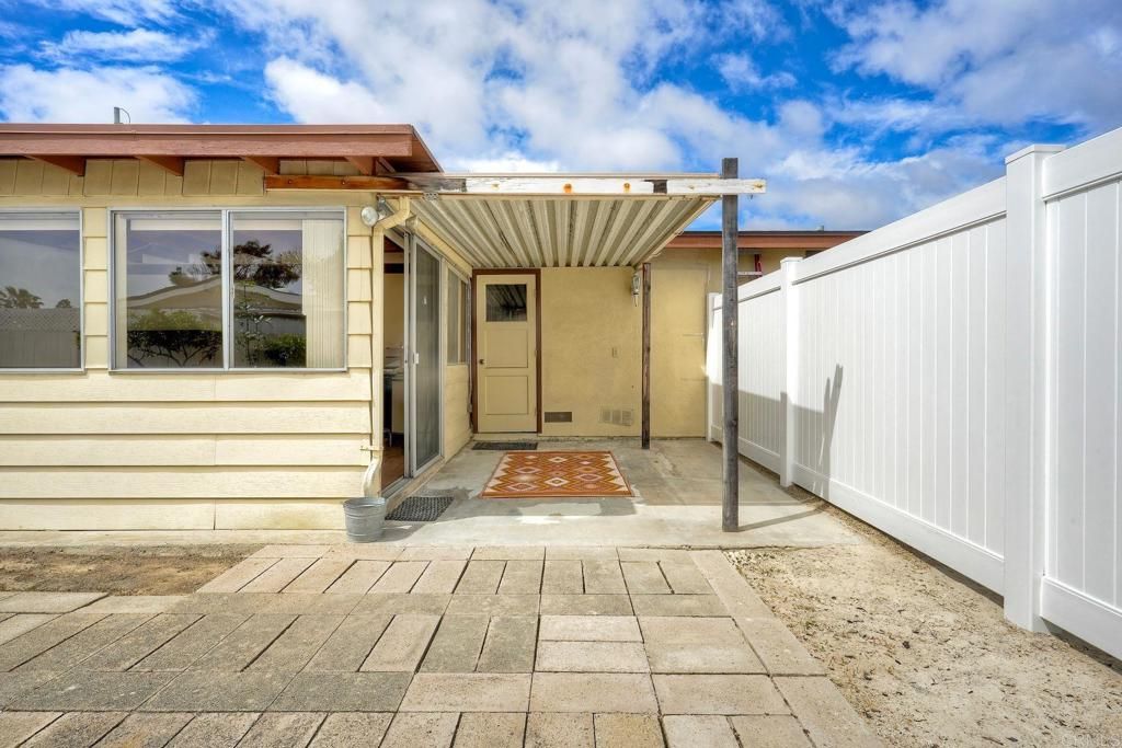 Image 33 of property listing at 3607 Frenzel Circle, Oceanside, CA 92056