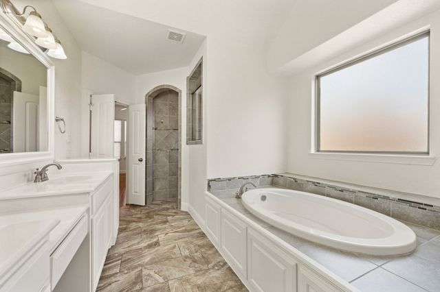 5200 Cross Plains Court, Fort Worth, TX 76126