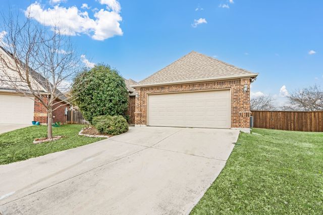 5200 Cross Plains Court, Fort Worth, TX 76126