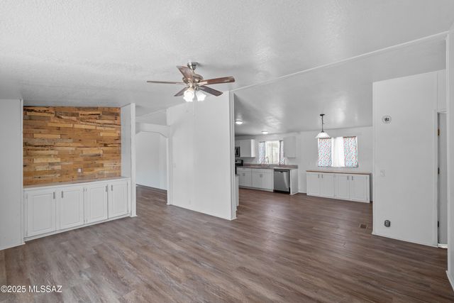 221 W Stewart Street, Willcox, AZ 85643