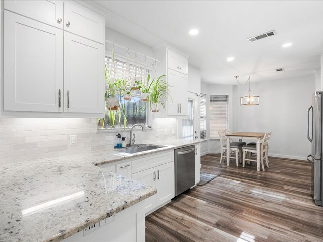 7824 Teal Drive, Fort Worth, TX 76137