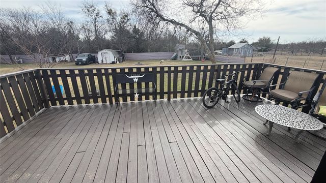 222 Hix Road, Cleburne, TX 76031