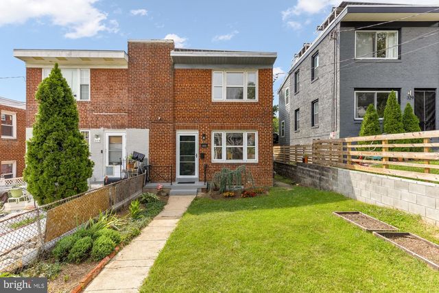 333 OGLETHORPE ST NE, Washington, DC 20011