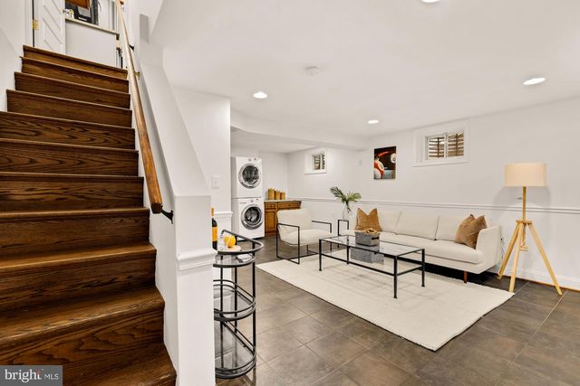 333 OGLETHORPE ST NE, Washington, DC 20011