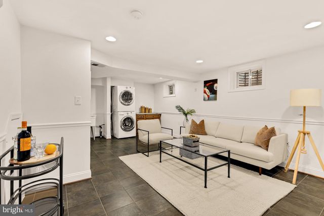 333 OGLETHORPE ST NE, Washington, DC 20011