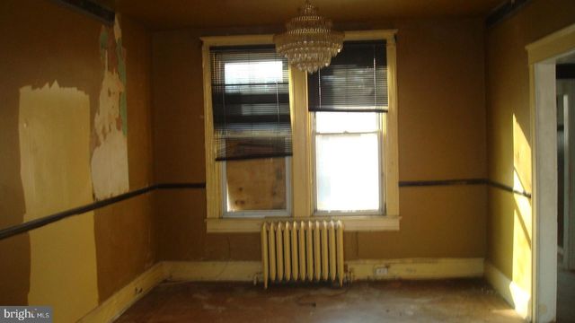 1809 E 32ND ST, Baltimore, MD 21218