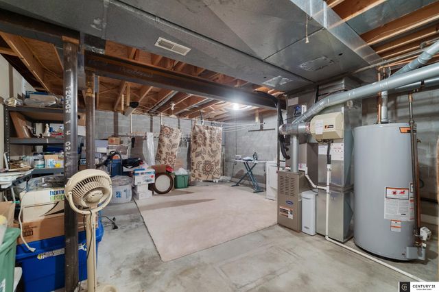 1310 Edgewood Boulevard, Papillion, NE 68046