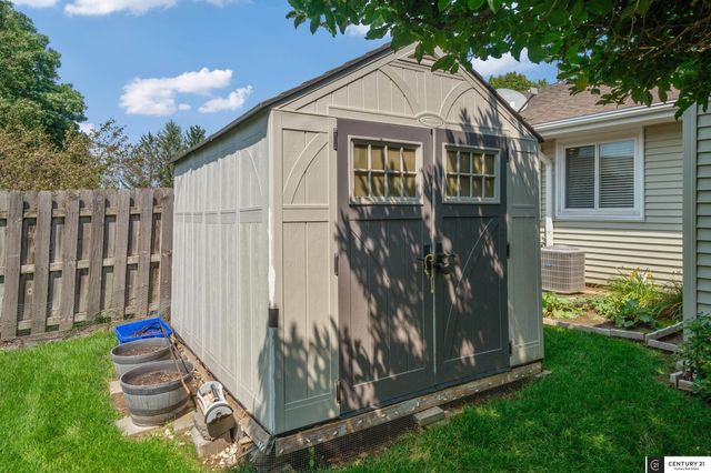 1310 Edgewood Boulevard, Papillion, NE 68046