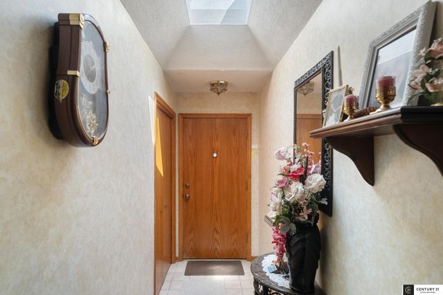 1310 Edgewood Boulevard, Papillion, NE 68046