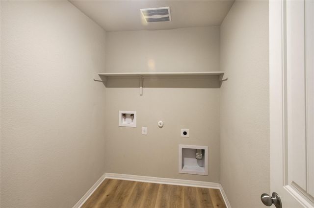 108 Freedom Park Ave, Liberty Hill, TX 78642