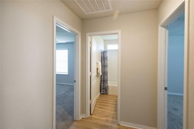 108 Freedom Park Ave, Liberty Hill, TX 78642