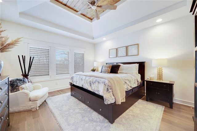 336 Thoreau Circle, Lee's Summit, MO 64081