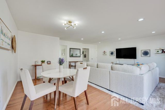 2 Highview Drive 2, Woodbridge Proper, NJ 07095