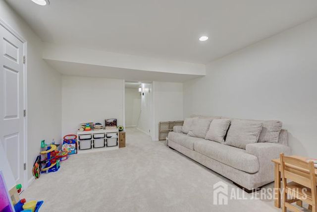 2 Highview Drive 2, Woodbridge Proper, NJ 07095