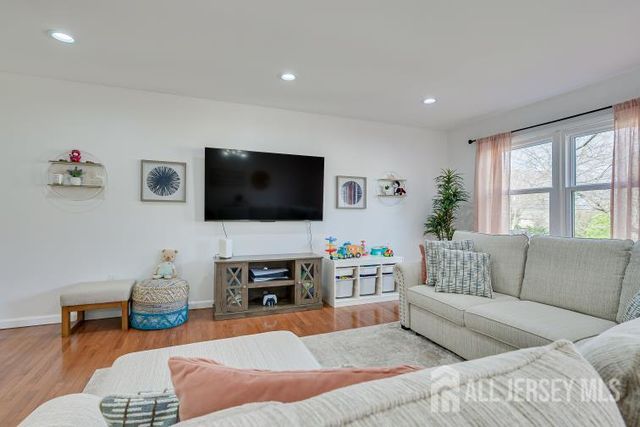 2 Highview Drive 2, Woodbridge Proper, NJ 07095