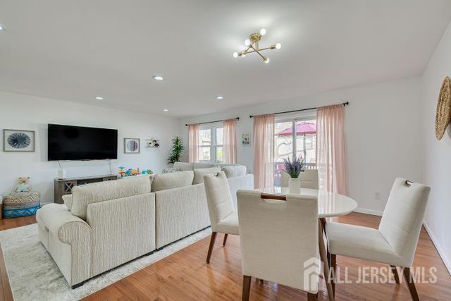 2 Highview Drive 2, Woodbridge Proper, NJ 07095