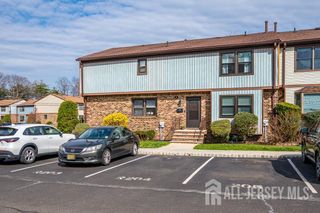 2 Highview Drive 2, Woodbridge Proper, NJ 07095