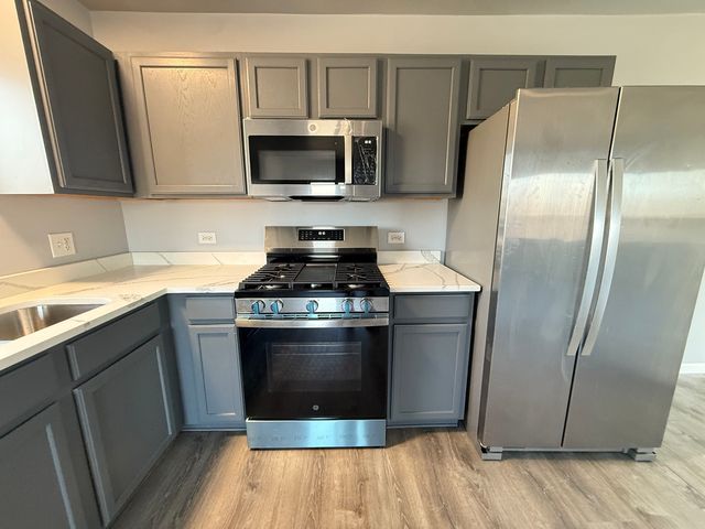 1401 S Kedvale Avenue, Chicago, IL 60623