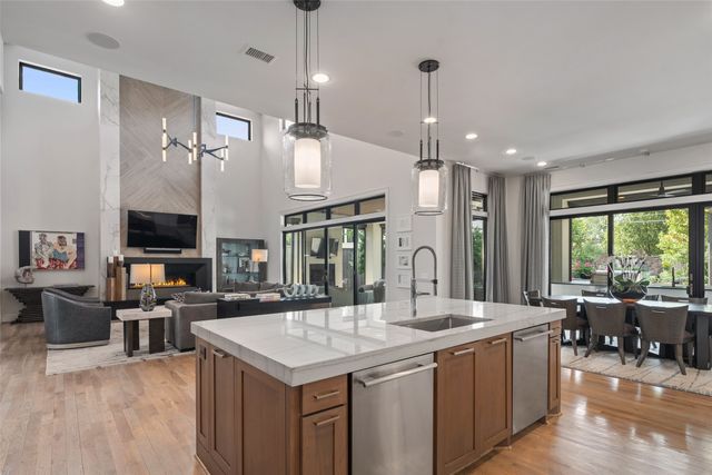 11011 Jamestown Road, Dallas, TX 75230