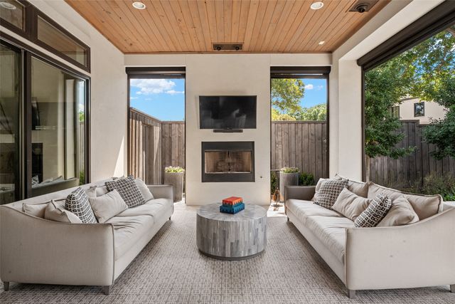 11011 Jamestown Road, Dallas, TX 75230