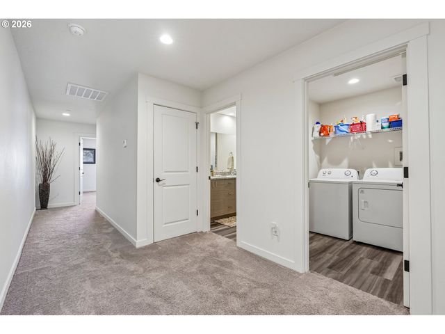 330 S KELLER Ct, Ridgefield, WA 98642