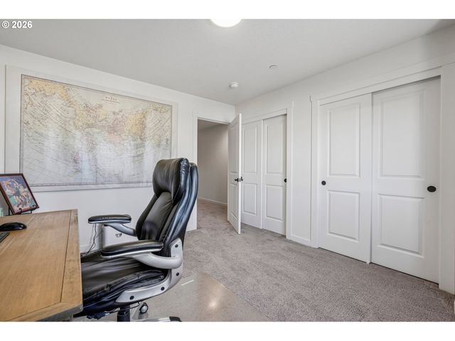 330 S KELLER Ct, Ridgefield, WA 98642