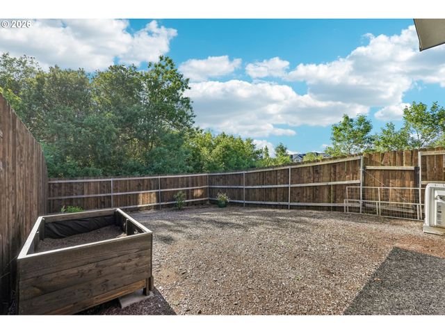 330 S KELLER Ct, Ridgefield, WA 98642