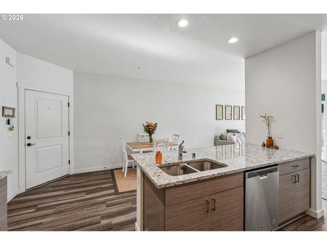 330 S KELLER Ct, Ridgefield, WA 98642