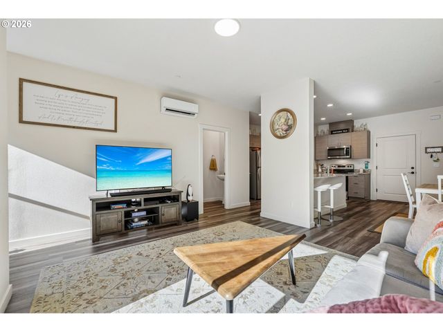 330 S KELLER Ct, Ridgefield, WA 98642