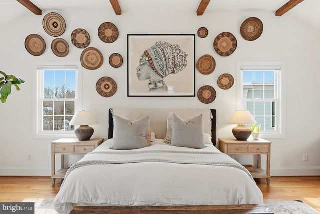 370 HOLMES DR NW, Vienna, VA 22180