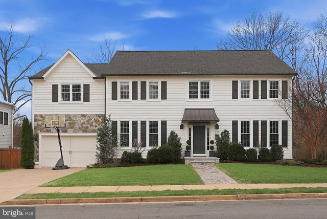 370 HOLMES DR NW, Vienna, VA 22180