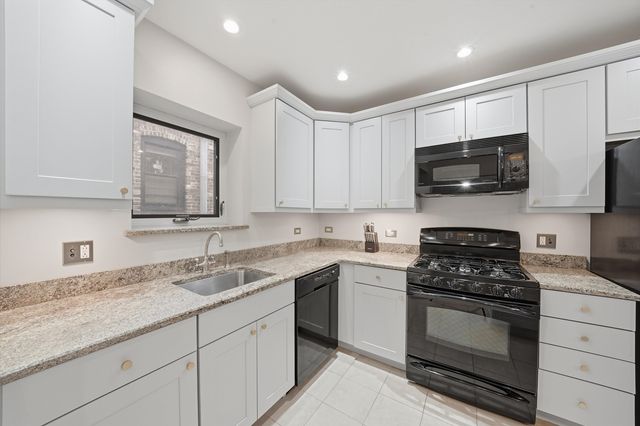 4014 N Clarendon Avenue 4S, Chicago, IL 60613