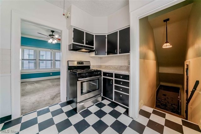 3034 W 112th Street, Cleveland, OH 44111