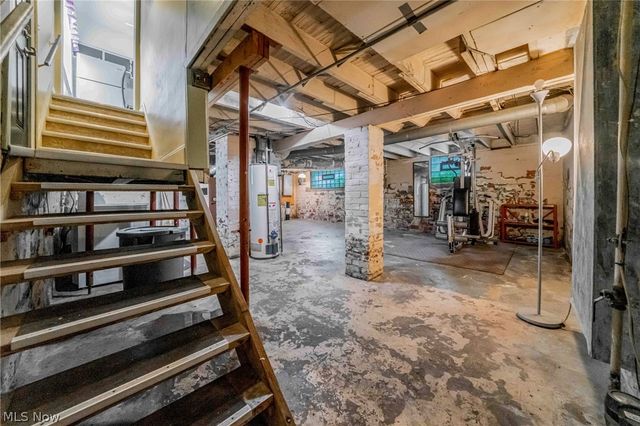 3034 W 112th Street, Cleveland, OH 44111