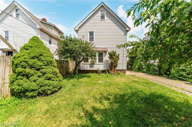 3034 W 112th Street, Cleveland, OH 44111