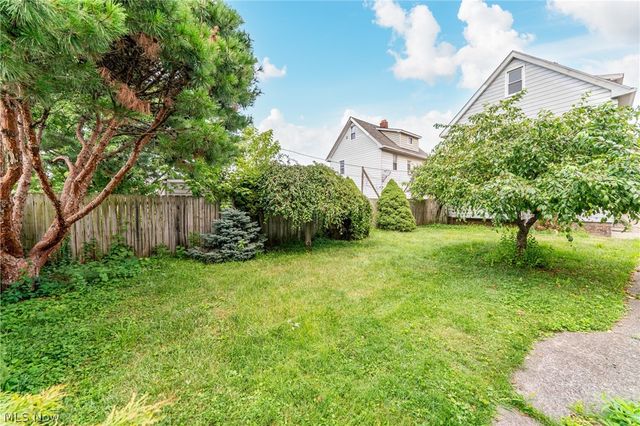 3034 W 112th Street, Cleveland, OH 44111