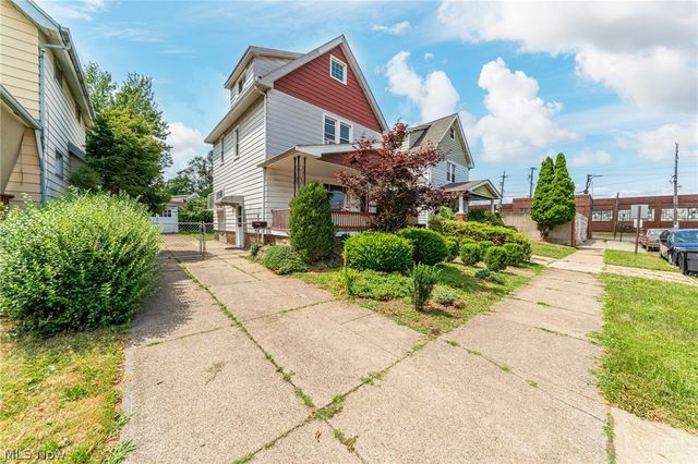 3034 W 112th Street, Cleveland, OH 44111