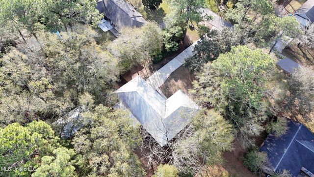 2706 Rolling Meadows Road, Gautier, MS 39553