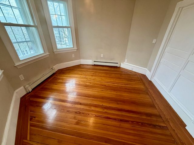 324 Chelsea Street 3, Boston, MA 02128