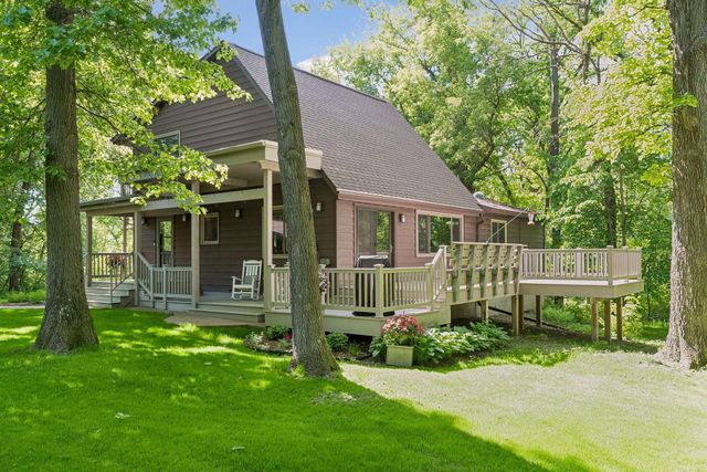 9400 85th Street N, Stillwater, MN 55082
