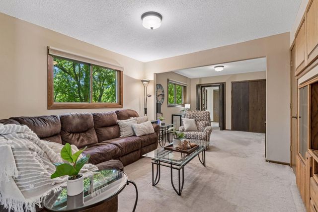 9400 85th Street N, Stillwater, MN 55082