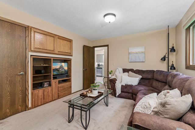 9400 85th Street N, Stillwater, MN 55082