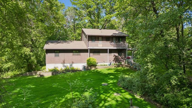 9400 85th Street N, Stillwater, MN 55082