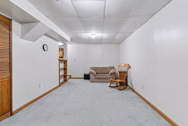 9400 85th Street N, Stillwater, MN 55082
