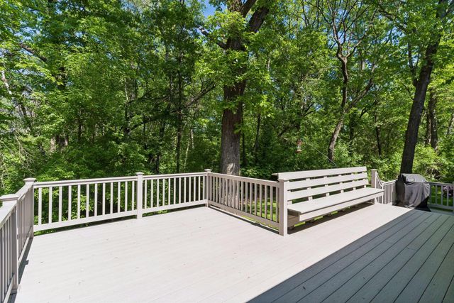 9400 85th Street N, Stillwater, MN 55082