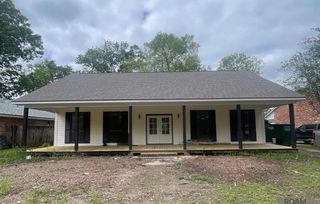 7614 President Dr, Saint George, LA 70817