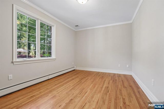 47 Cortland Trail, Mahwah, NJ 07430