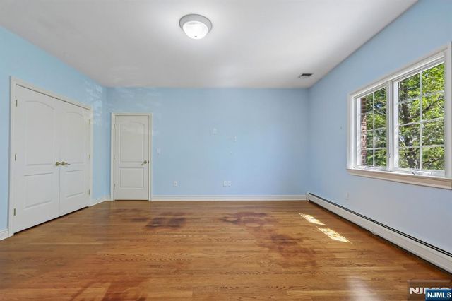 47 Cortland Trail, Mahwah, NJ 07430