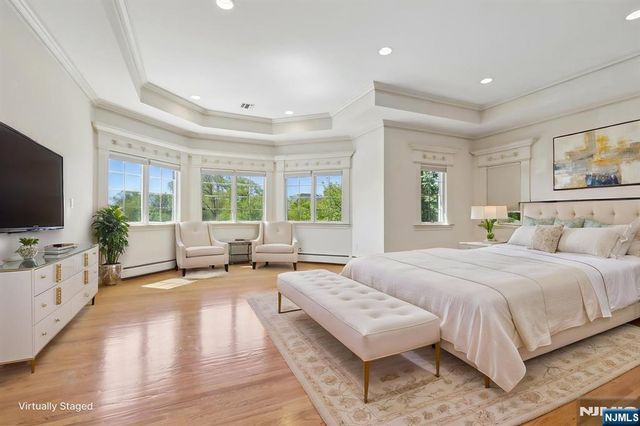 47 Cortland Trail, Mahwah, NJ 07430